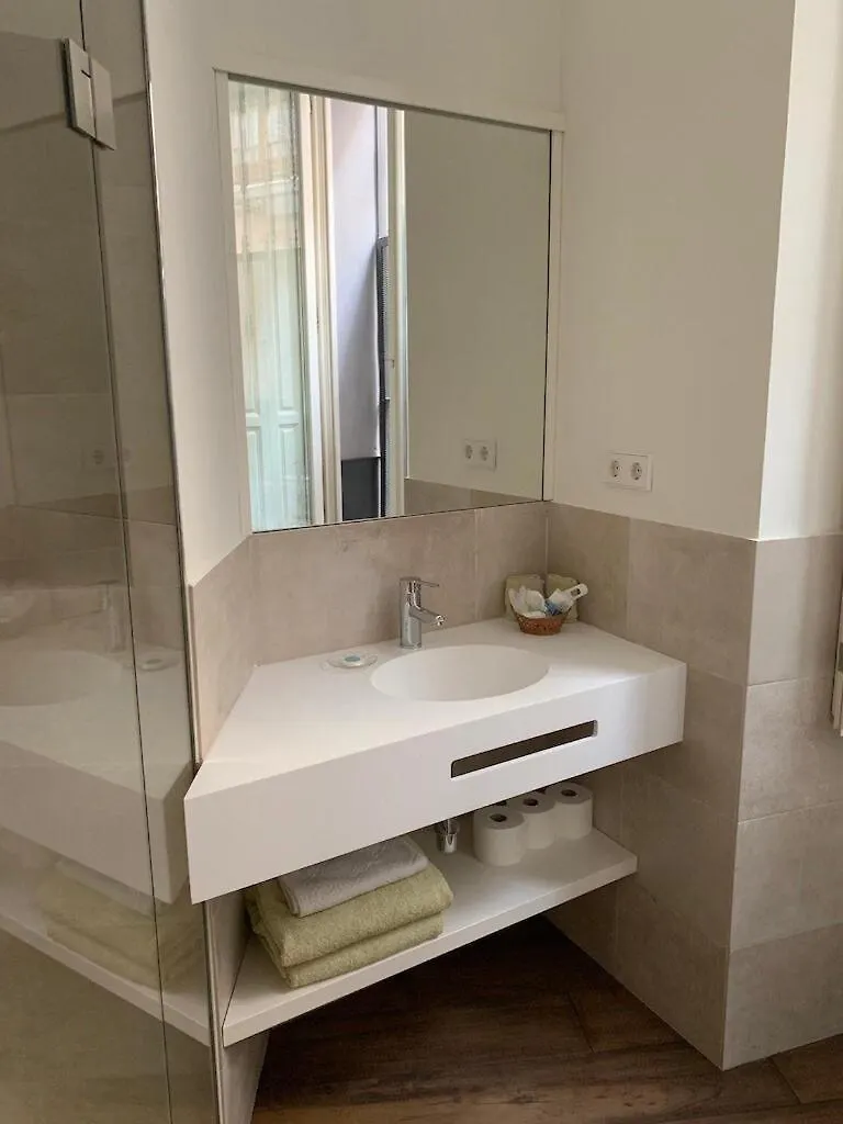 Apartment In Cathedral Area Calle Harinas 22 Sevilla